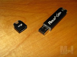 OCZ Rally2 Turbo USB 2.0 Flash Drive 2