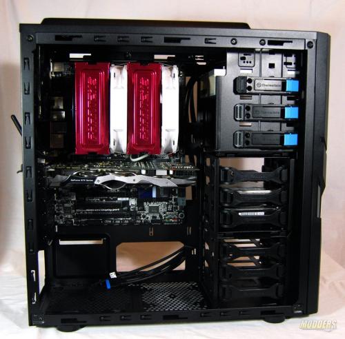 Thermaltake-Commander-G41-Hardware-Installed-1