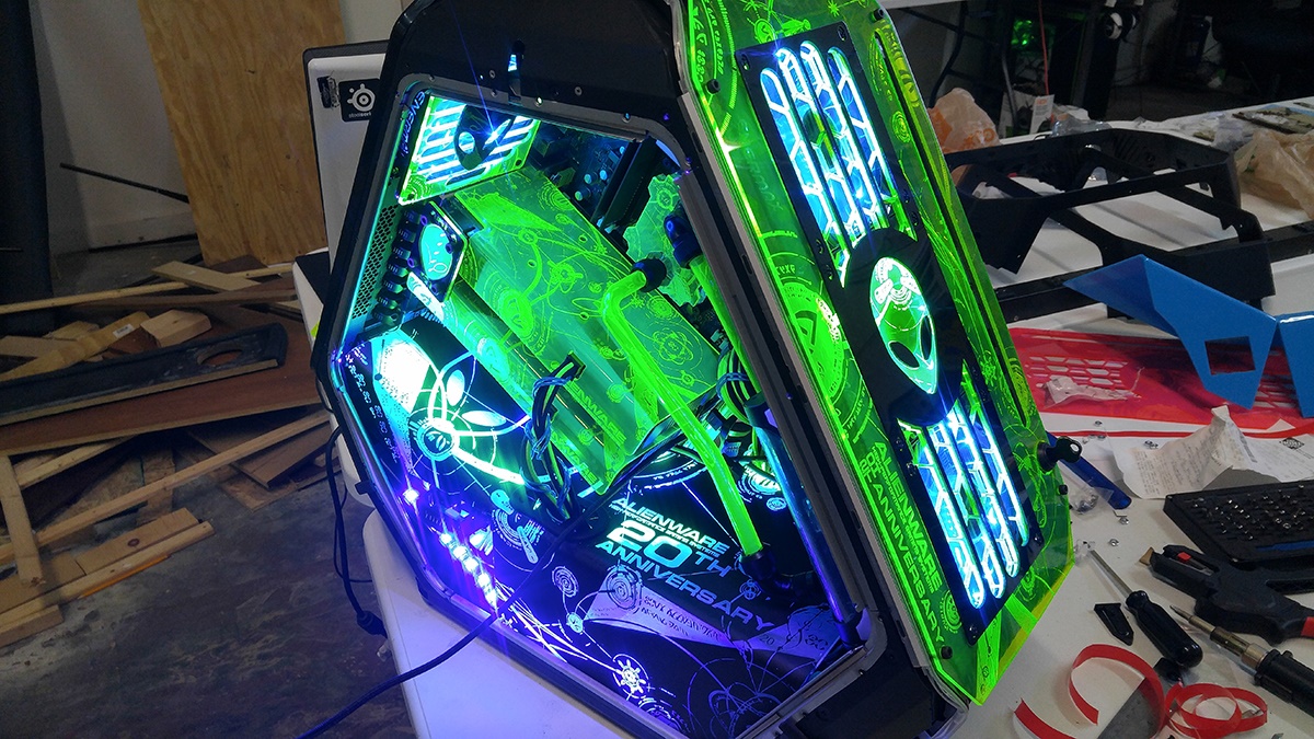 Alienware DIY Case Mod-Off Contest Voting Begins \u2014 Modders-Inc