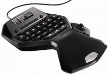 Logitech's G13 Advanced Gameboard