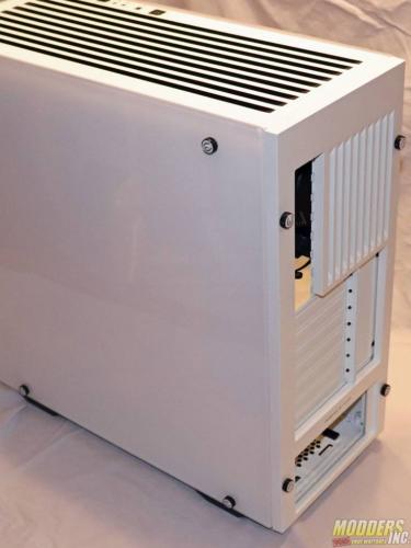 EVGA DG-77 Alpine White Midtower Review Case, EVGA, Gaming, midtower, tempered glass, vertical GPU, white 5